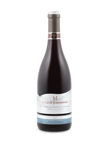 Le Clos Jordanne Le Clos Jordanne Vineyard Pinot Noir 2011